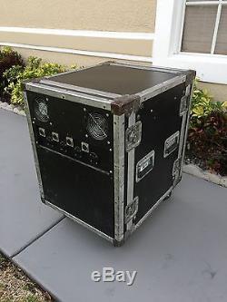 14-Space Amp Rack Flight Road Case 19 with Casters / Dual Fan / Input / Output