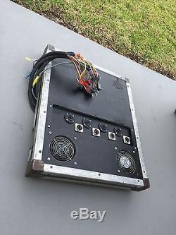 14-Space Amp Rack Flight Road Case 19 with Casters / Dual Fan / Input / Output