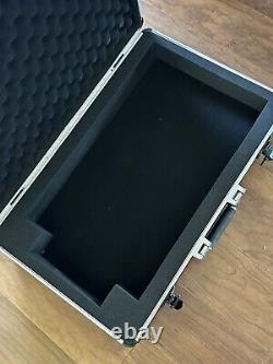 Analog Cases Hard Sided Mixing Board Case Lined with Foam Black