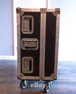 Anvil Heavy Duty Road / Flight Case for Audio Gear 23 x 25.5 x 11 Black