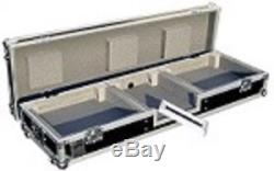 DJ CASE TO HOLD 2 TURNTABLES + 12 MIXER. LOW PROFILE WHEELS. STANDARD POSITION