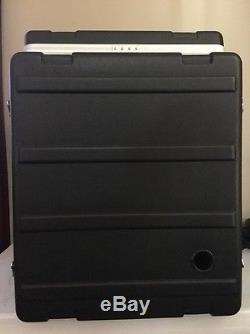 Gator Cases GRC-10X8 Slanted Top Audio Console Rack Molded Case 10U 8U Excellent