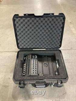 Mackie DL1608 Mixer with Gator GMIX Hard Case
