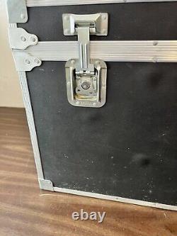 Nielsen Sessions Hartford CT USA Travel Case Lock Box 20x11x18