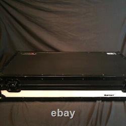 Odyssey FFX10CDJWBL LED Flight Case for Large Format Media Players and 10 Mixer