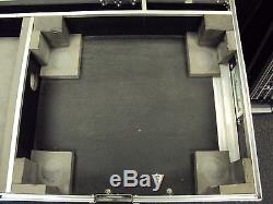 Odyssey FZ DJ 19 W DLX Dual Turntable /Mixer Coffin with stand