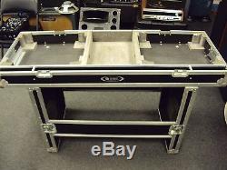 Odyssey FZ DJ 19 W DLX Dual Turntable /Mixer Coffin with stand