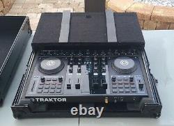 Odyssey FZGSTKS4BL Black Label Glide Style Case fits Traktor S4 DJ Controller