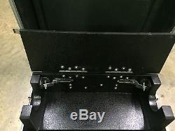 Road Ready Case RRLS916DHC Case For Yamaha LS9 Mixer With Casters And Doghouse