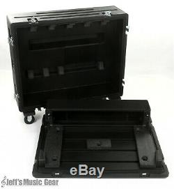 SKB 1RMX32-DHW Mixer Case with Doghouse for Behringer X32 Molded Black