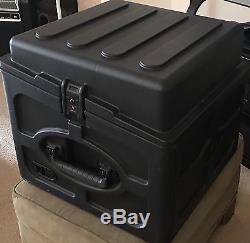 SKB 1SKB-R106 10U Over 6U Mixer Case. Shelfs Hardly Used