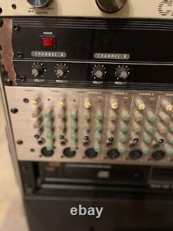 SKB Rack Case 20 With Crate & Samson Amps, Audio equipment 23 x23 x21