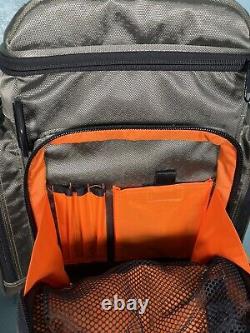 UDG Ultimate DJ Gear PRODUCER Backpack Bag in Gold/Bronze EXC Cond Travel DJ