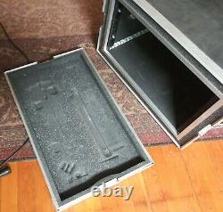 Viking Cases rack road case, 30.5 X 23 X 14.5 well used for audio visual gear