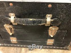 Vintage 19 Inch Rack Mount Audio Equipment Portable Trunk, Black, Excelsior Lock